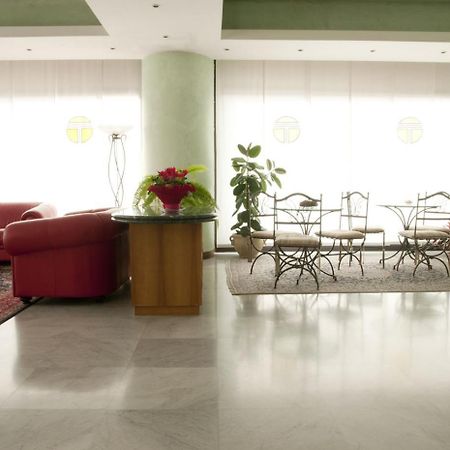 Hotel Thema 로카 산 지오반니 외부 사진