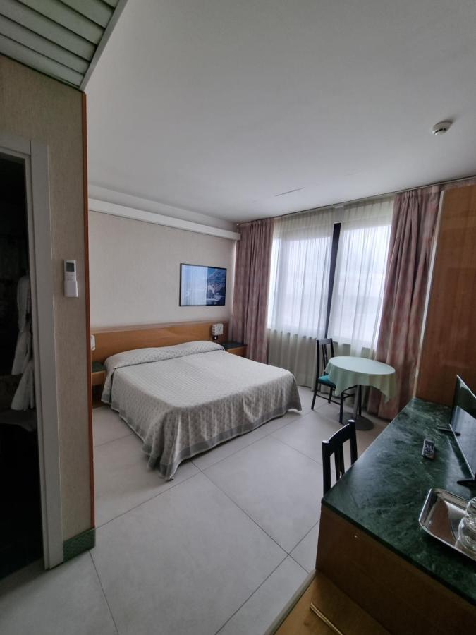 Hotel Thema 로카 산 지오반니 외부 사진